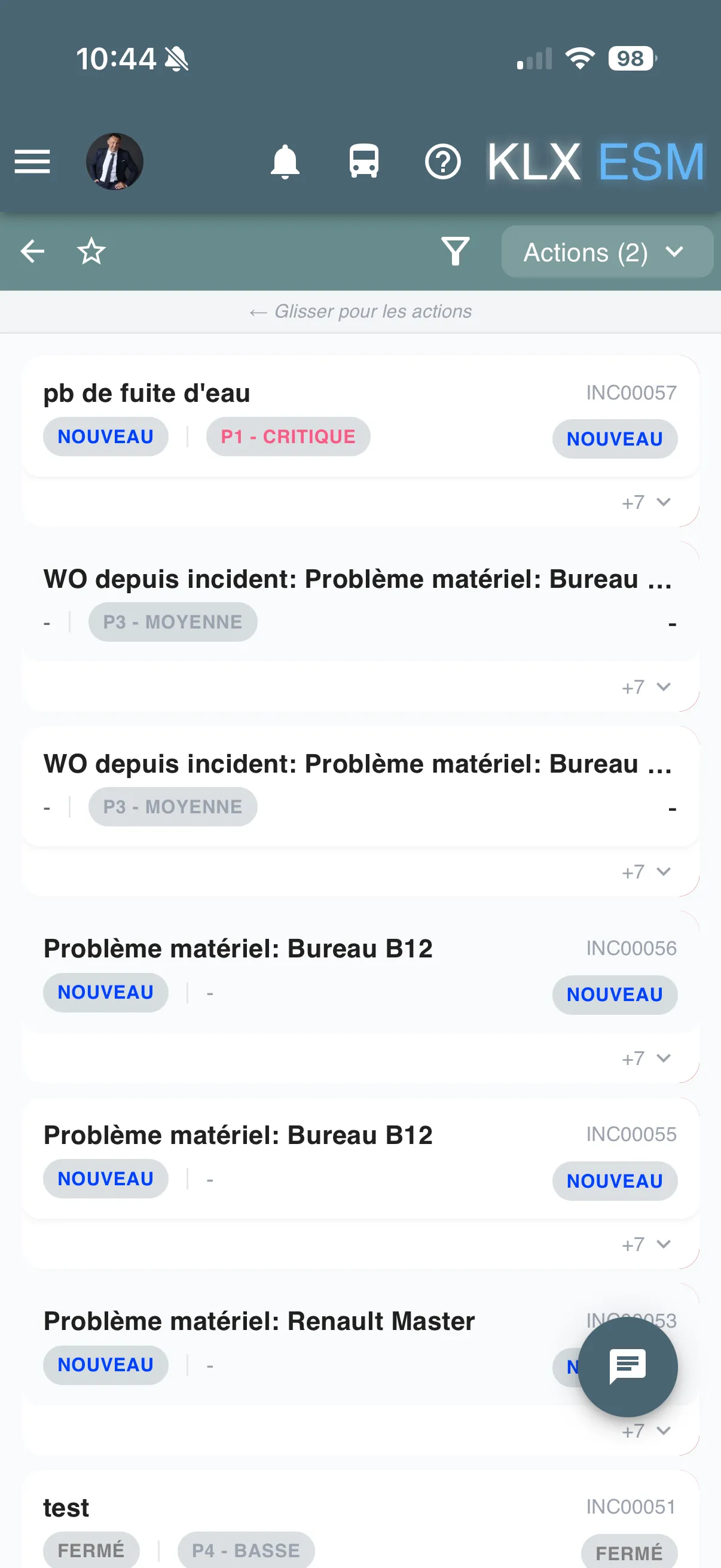 Liste d’incidents avec actions par glissement sur mobile, Keolux One